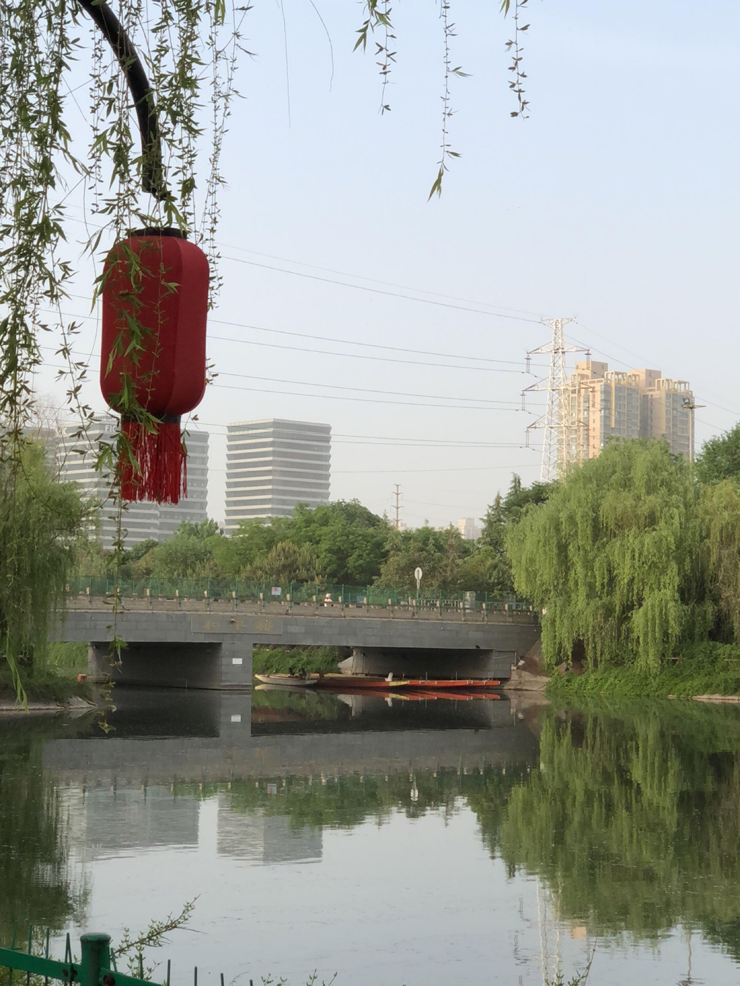 关于汉城湖的资料