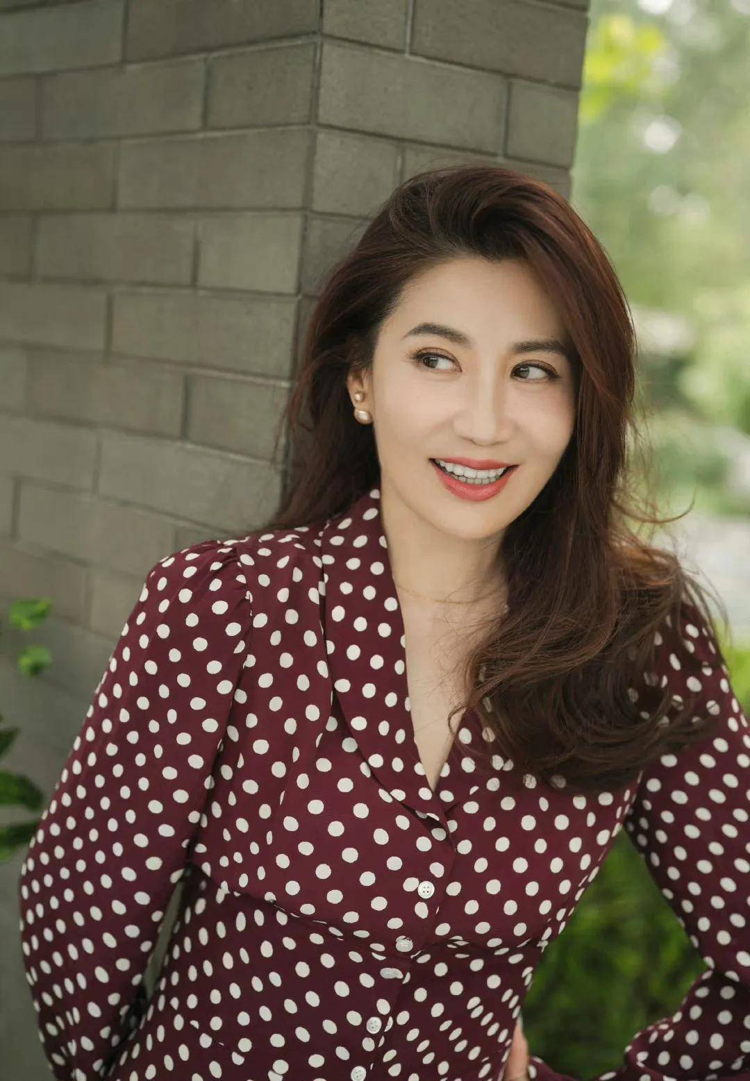 陈炜个人资料简介简要描述陈炜的个人简介